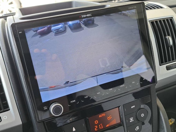 Vehicle image 13 Vehicle image 13