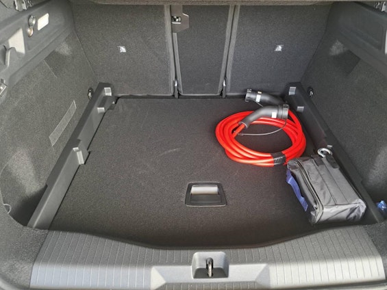 Vehicle image 10 Vehicle image 10