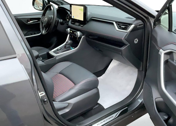 Vehicle image 5 Vehicle image 5