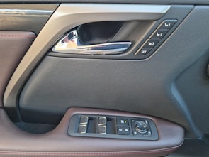 image du véhicule LEXUS RX 450h X / ab 3,99% Leasing bei Abschluss einer Protect Autoversicherung