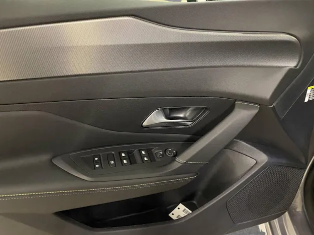 Peugeot 308 1.2 Hybrid GT