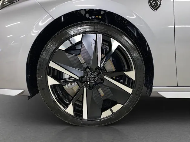 Peugeot 308 1.2 Hybrid GT