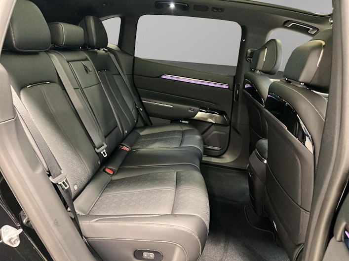 Vehicle image ZEEKR X