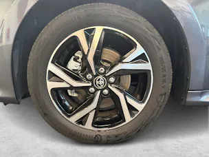 Toyota Yaris 1.5 VVT-i HSD Trend