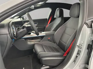 Mercedes-Benz CLA 350 AMG Line 4matic