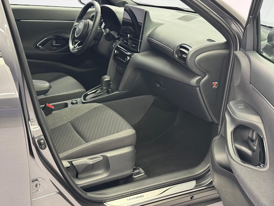 Vehicle image 7 Vehicle image 7