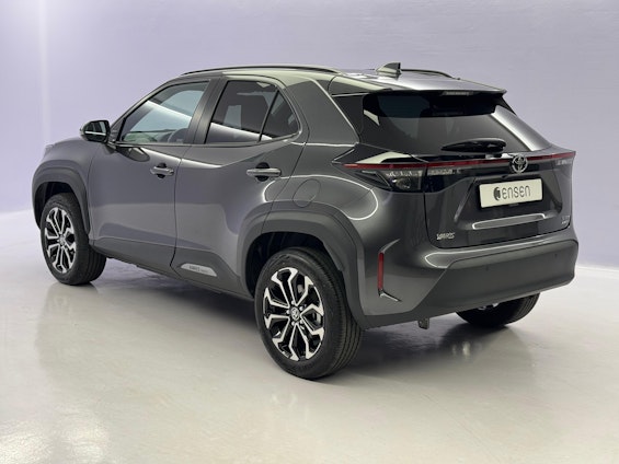 Vehicle image 4 Vehicle image 4