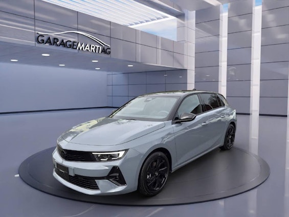 First vehicle image First vehicle image