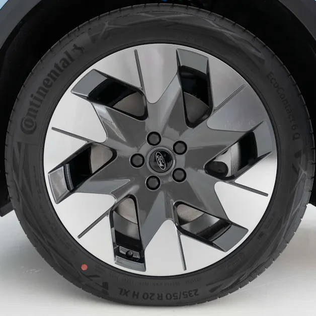 Ford Explorer Extended Range Premium AWD