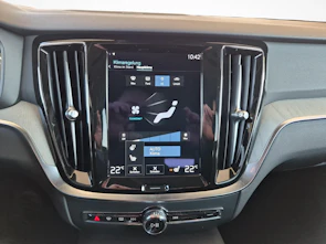 immagine del veicolo VOLVO V60 2.0 T6 TE Inscription eAWD / ab 3,99% Leasing bei Abschluss einer Protect Autoversicherung