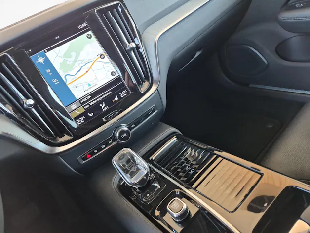 Volvo V60 2.0 T6 TE Inscription eAWD / ab 3,99% Leasing bei Abschluss einer Protect Autoversicherung