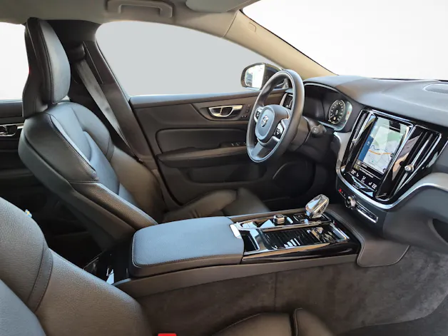 Volvo V60 2.0 T6 TE Inscription eAWD / ab 3,99% Leasing bei Abschluss einer Protect Autoversicherung