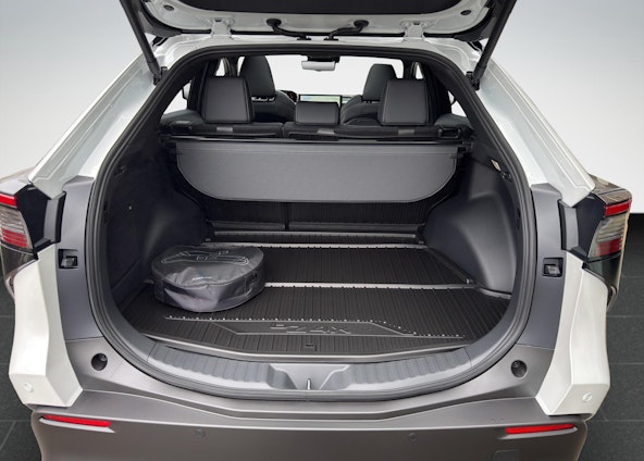 Vehicle image 17 Vehicle image 17