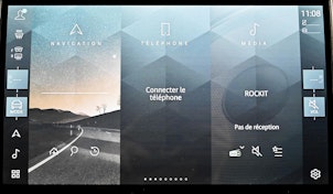 Vehicle image LAND ROVER Discovery Sport 1.5 T 270e Dynamic S