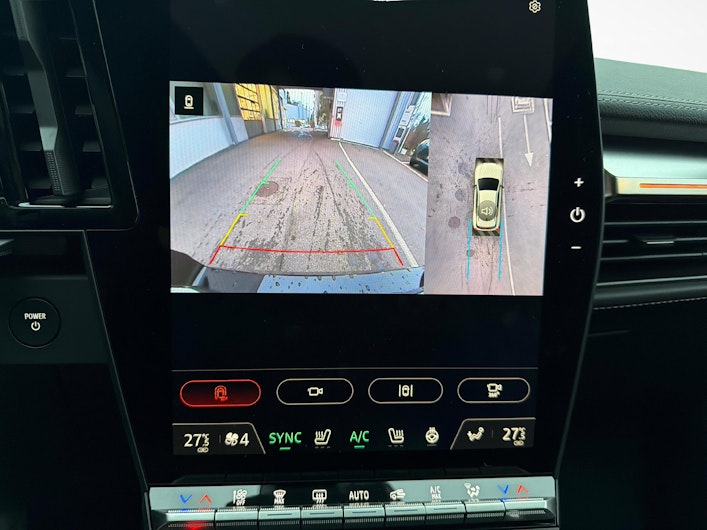 Vehicle image MITSUBISHI ECLIPSE CROSS