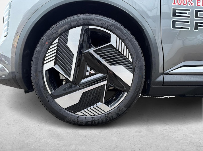 Vehicle image MITSUBISHI ECLIPSE CROSS