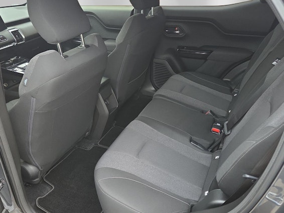 Vehicle image 10 Vehicle image 10