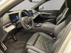 Vehicle image BMW 520d xDrive