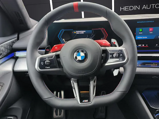 BMW M5 xDrive Touring