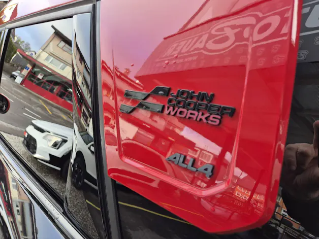 Mini Countryman U25 2.0i John Cooper Works ALL4 300