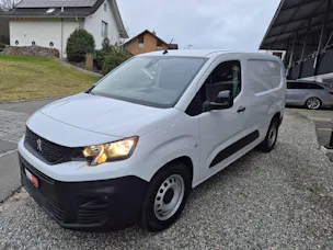 Peugeot e-Partner Kaw. 800 Long 50 kWh Premium