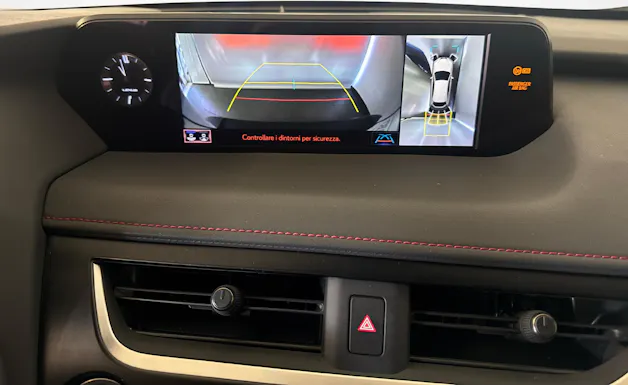 Lexus UX 250h F-Sport Launch Edition