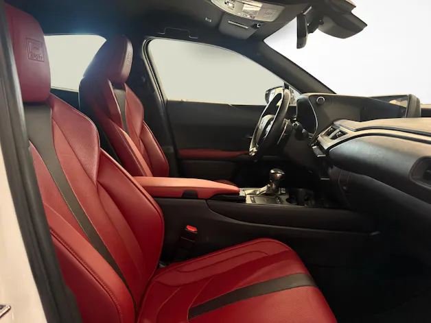 Lexus UX 250h F-Sport Launch Edition