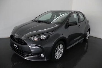 Vehicle image TOYOTA Yaris 1.5 VVT-i HSD Comfort