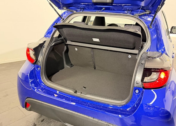 Vehicle image 2 Vehicle image 2