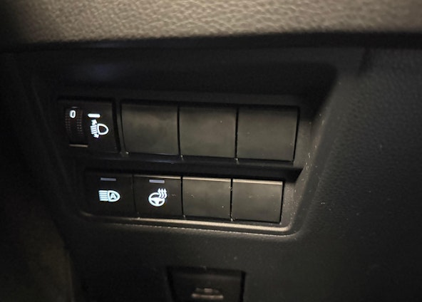 Vehicle image 13 Vehicle image 13