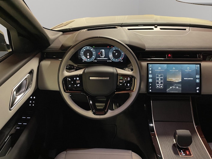 immagine del veicolo LAND ROVER RANGE ROVER VELAR