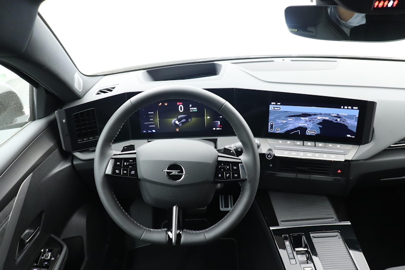 Vehicle image OPEL ASTRA