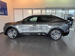 Vehicle image FORD Capri Extended Range Premium AWD