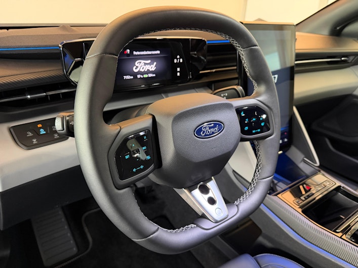 Vehicle image FORD CAPRI