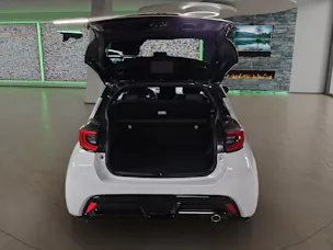 Toyota Yaris 1.5 VVT-i HSD GR Sport