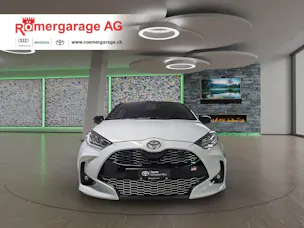 Toyota Yaris 1.5 VVT-i HSD GR Sport