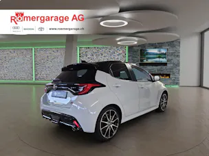 Toyota Yaris 1.5 VVT-i HSD GR Sport