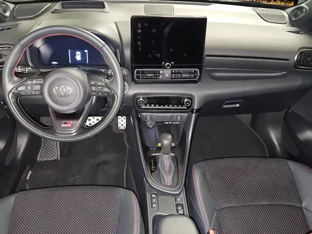 Toyota Yaris 1.5 VVT-i HSD GR Sport