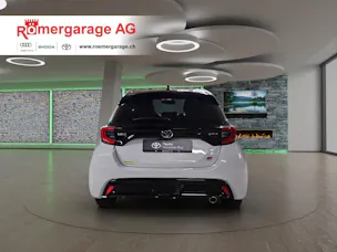 Toyota Yaris 1.5 VVT-i HSD GR Sport