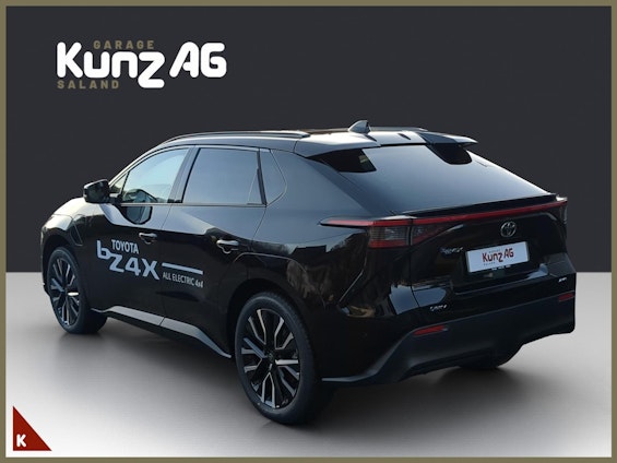 Vehicle image 3 Vehicle image 3