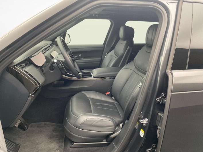 Vehicle image LAND ROVER RANGE ROVER SPORT