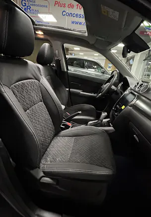 Suzuki Vitara 1.4 T Compact Top Hybrid 4x4