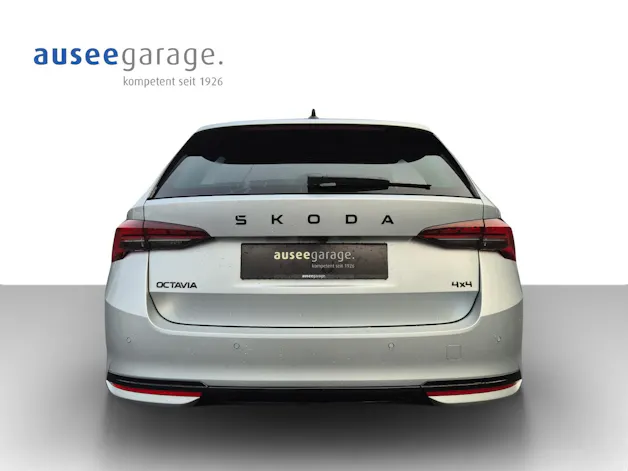 Škoda Octavia Combi 2.0 TSI Dynamic 4x4 DSG