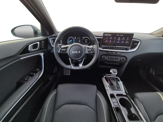 Vehicle image 8 Vehicle image 8