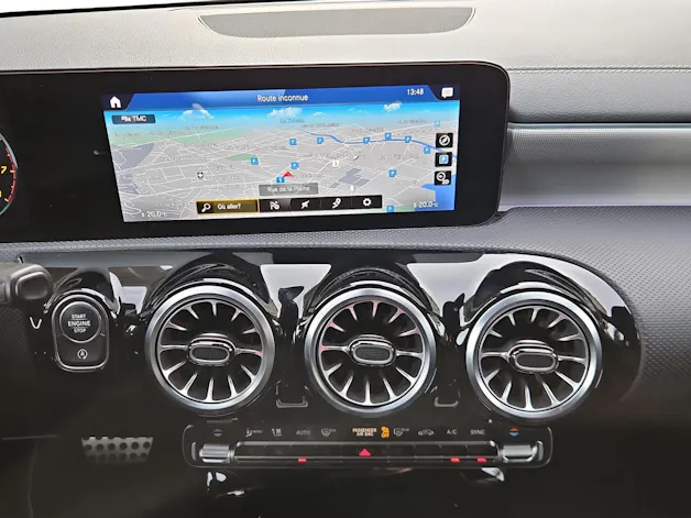 Mercedes-Benz CLA SB 250 Sw. Star 4M 7G
