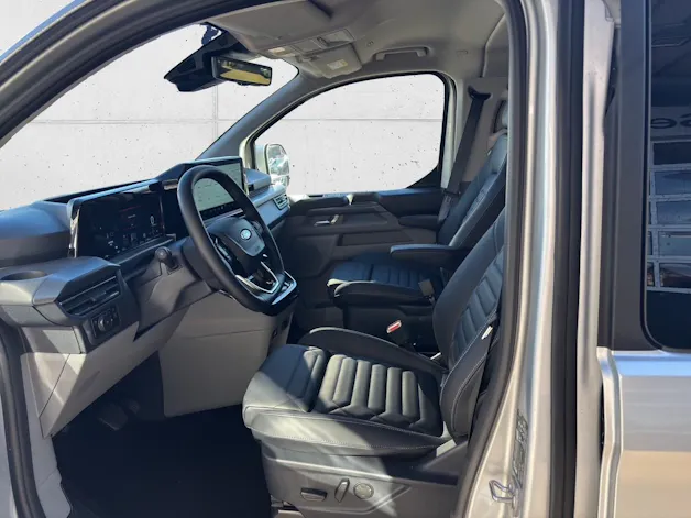 Ford Tourneo C Bus 340 L1 2.5 Duratec 233 Titanium X PHEV