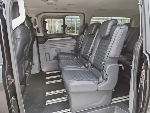 Ford Tourneo C Bus 320 L2 2.0 EcoBlue 170 Titanium