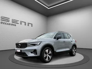 Volvo XC40 B3 Benzin Mild Hybrid Plus Dark DCT