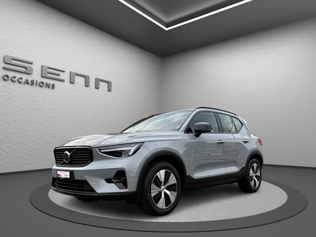 Volvo XC40 B3 Benzin Mild Hybrid Plus Dark DCT