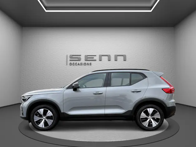 Volvo XC40 B3 Benzin Mild Hybrid Plus Dark DCT